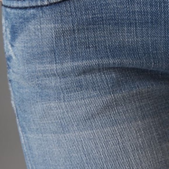 7 For All Mankind Gwenevere Super Skinny Jeans - Picture 4 of 9